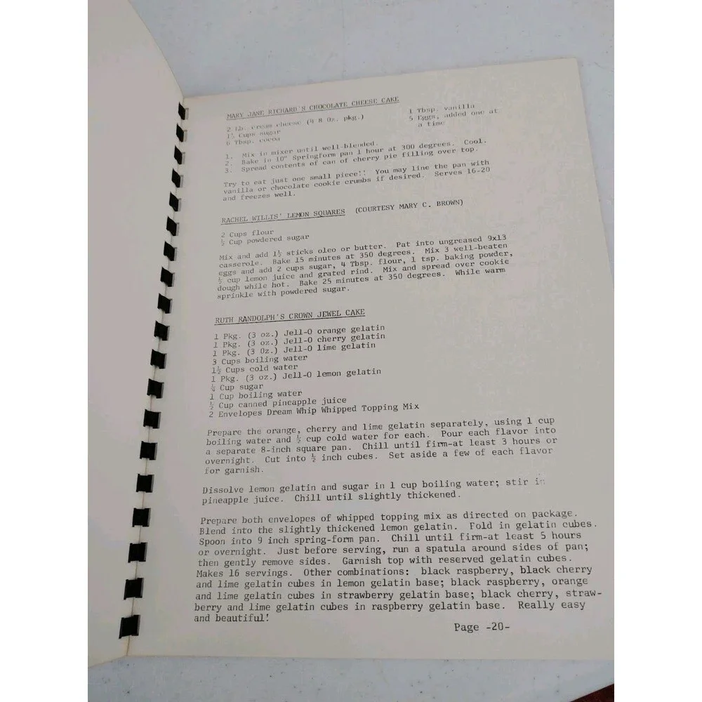 The Ten O'clock Listeners Cookbook, Houston TX 1976-77 Radio Hist Cookbook (160)